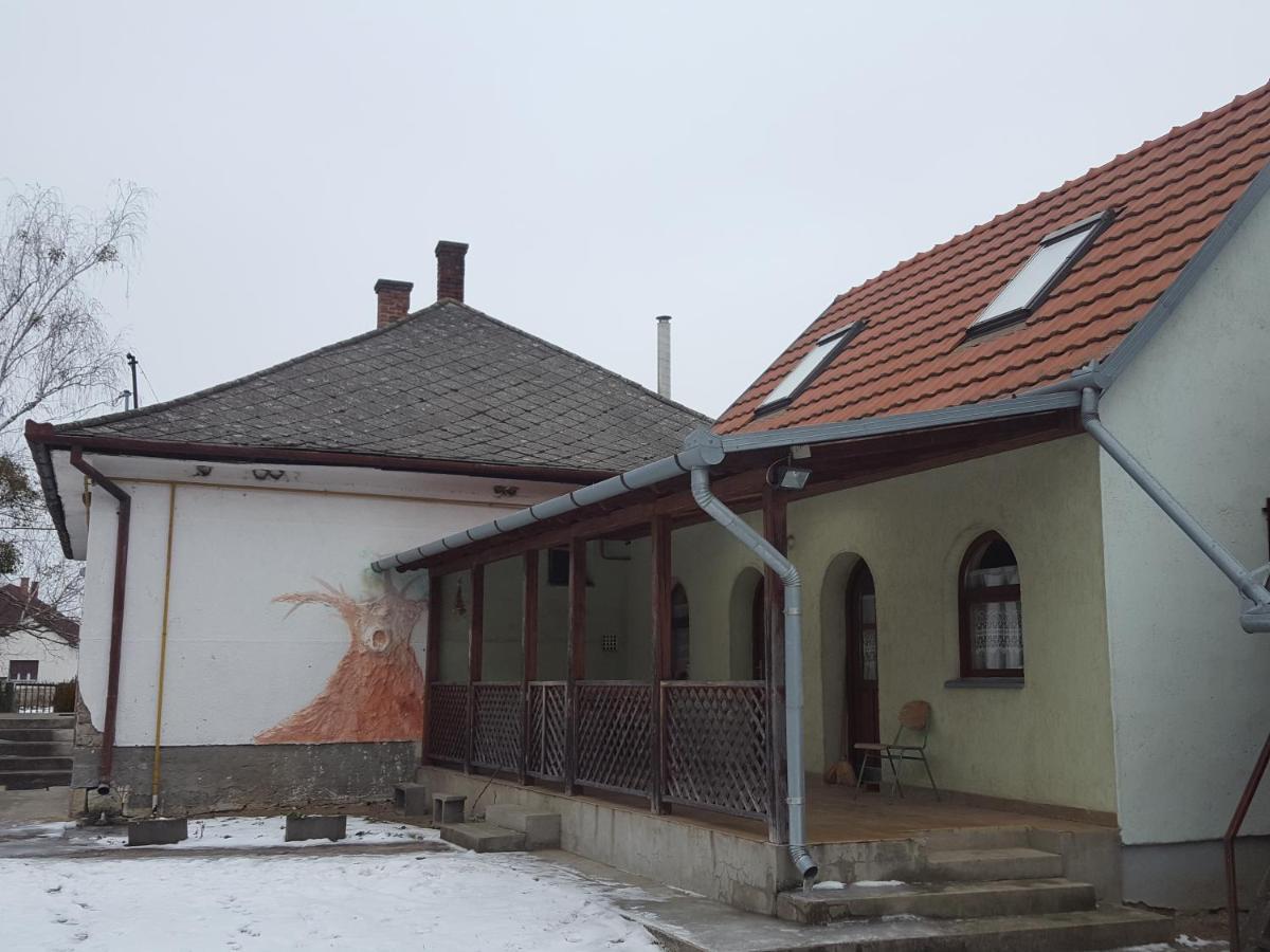 Bátorligeti Szabadidő Tábor Hotel Esterno foto